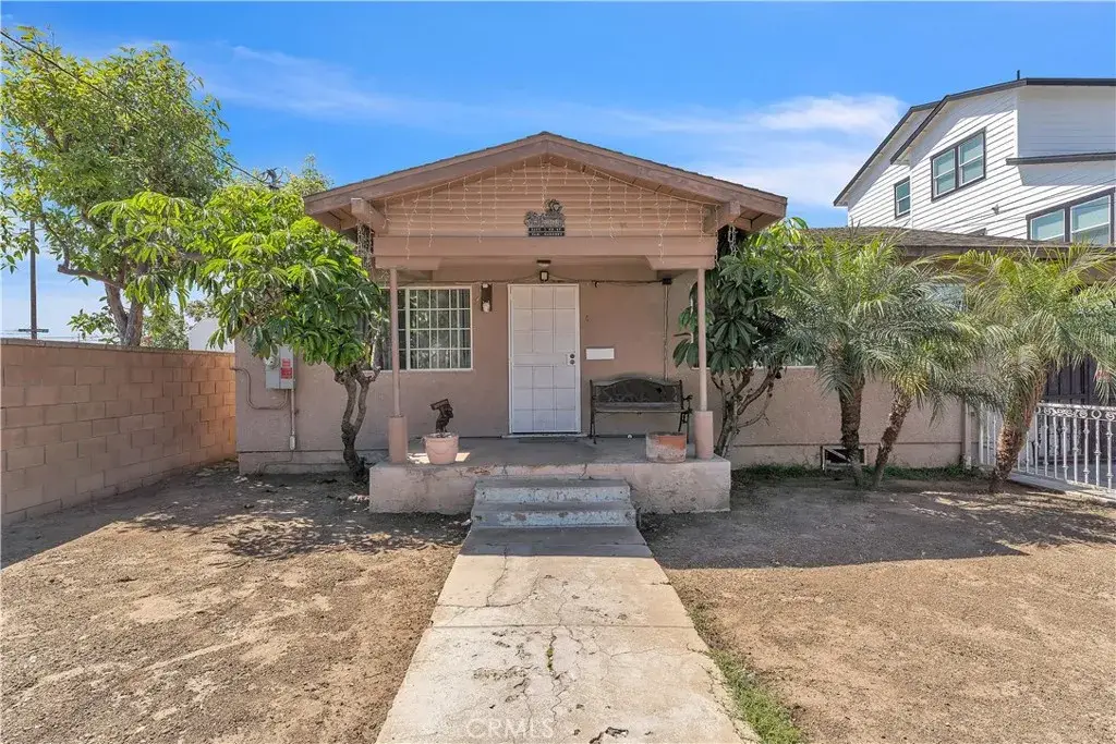 1208 E 3rd, Santa Ana, CA 92701 - #1