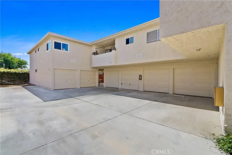 16802 Hoskins Lane, Huntington Beach, CA 92649 - #3