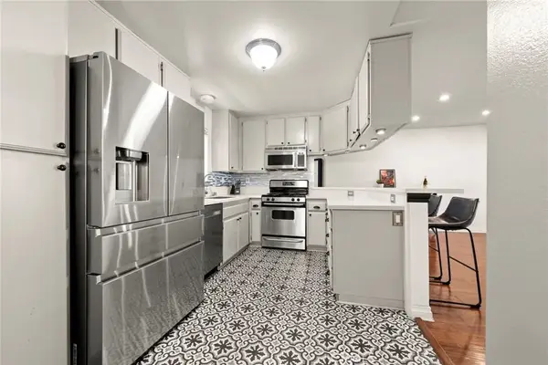 1200 Gaviota #104, Long Beach, CA 90813