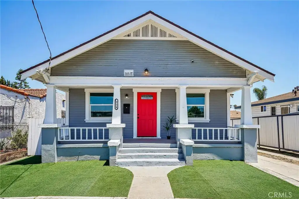 924 Frigate Avenue, Wilmington, CA 90744 - #1