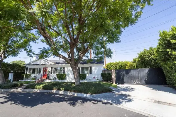 11117 Sylvan Street, North Hollywood, CA 91606