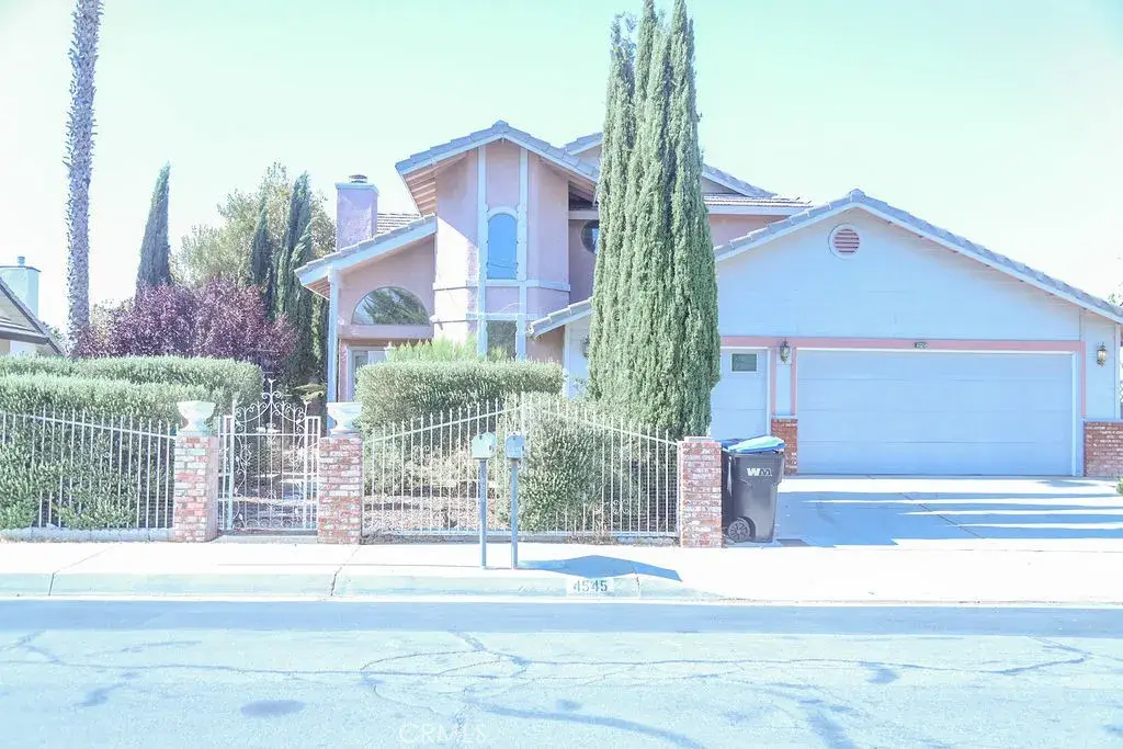 4545 W Avenue L10, Lancaster, CA 93536 - #1