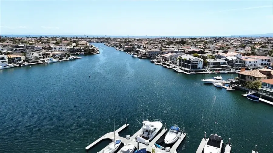 16451 Wimbledon, Huntington Beach, CA 92649 - #2