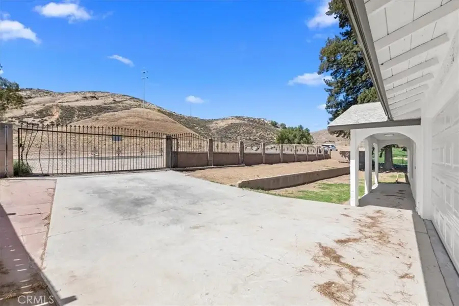 18344 7th, Bloomington, CA 92316 - #2