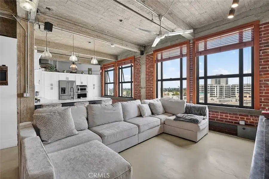 100 W 5th Street #7E, Long Beach, CA 90802 - #3