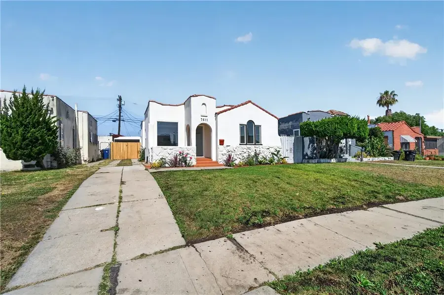 7611 S Hobart, Los Angeles, CA 90047 - #2