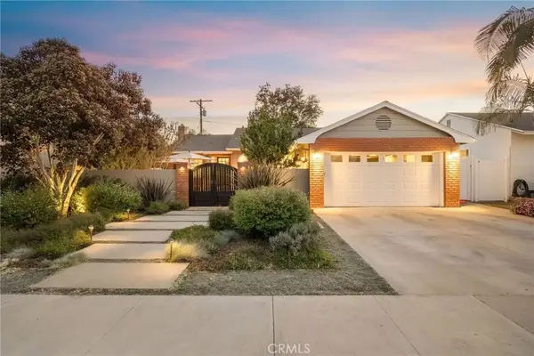3209 Knoxville Avenue, Long Beach, CA 90808