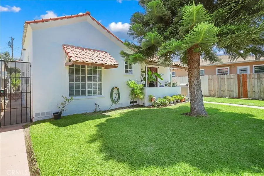 2376 Locust Avenue, Long Beach, CA 90806 - #3