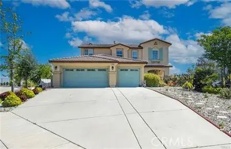 29240 Willow Ridge Court, Lake Elsinore, CA 92530