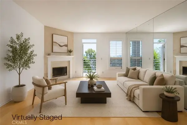 2604 E 20th Street #305, Signal Hill, CA 90755