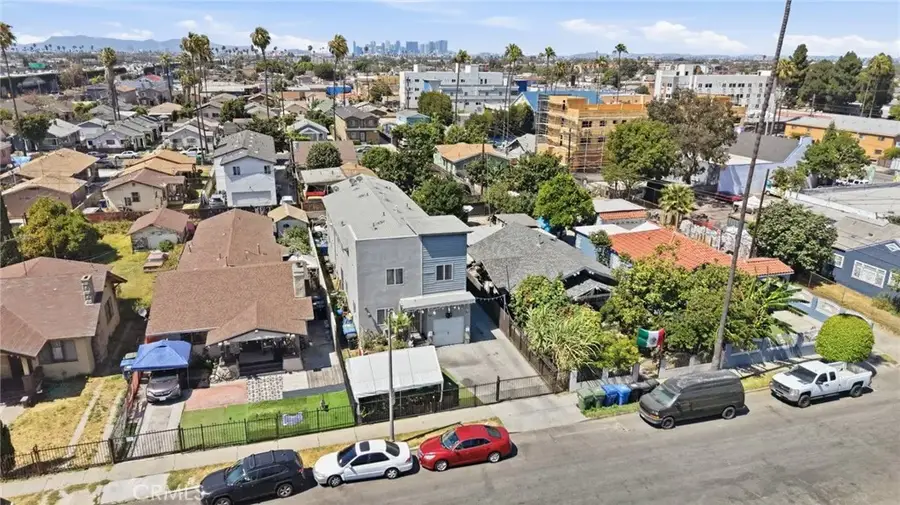 325 W 75th Street, Los Angeles, CA 90003 - #2
