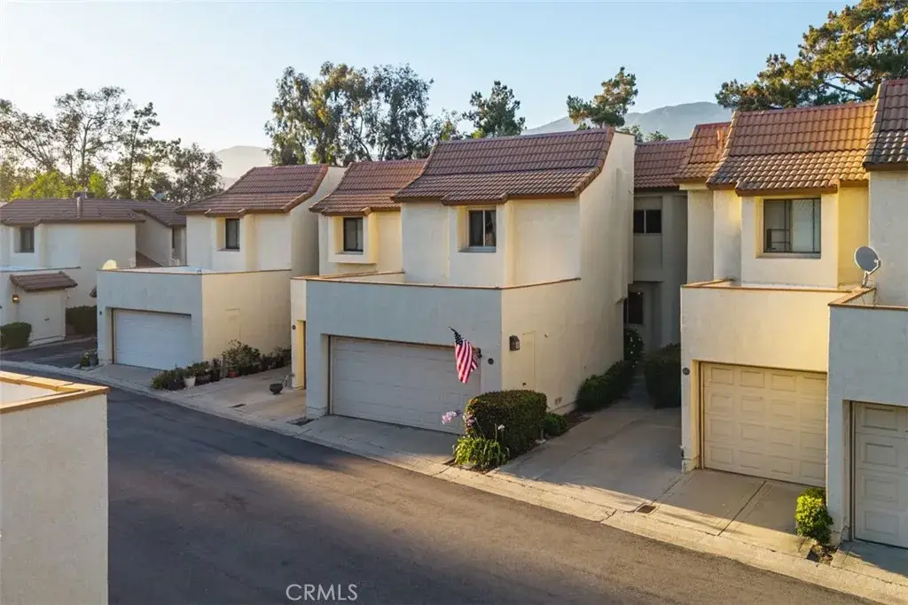875 Endicott, Claremont, CA 91711 - #1