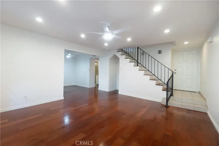 587 S College, Claremont, CA 91711 - #3