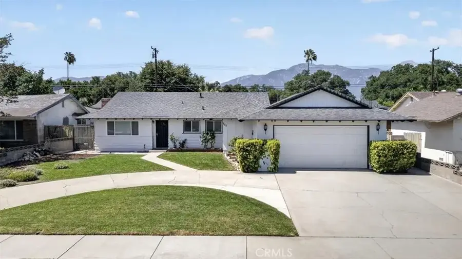 855 W 8th, Upland, CA 91786 - #2