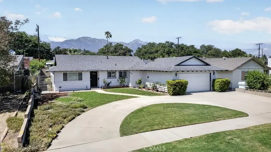 855 W 8th, Upland, CA 91786 - #3