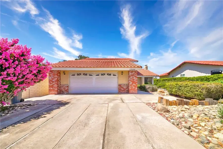 17998 Pebble Beach, Victorville, CA 92395 - #2