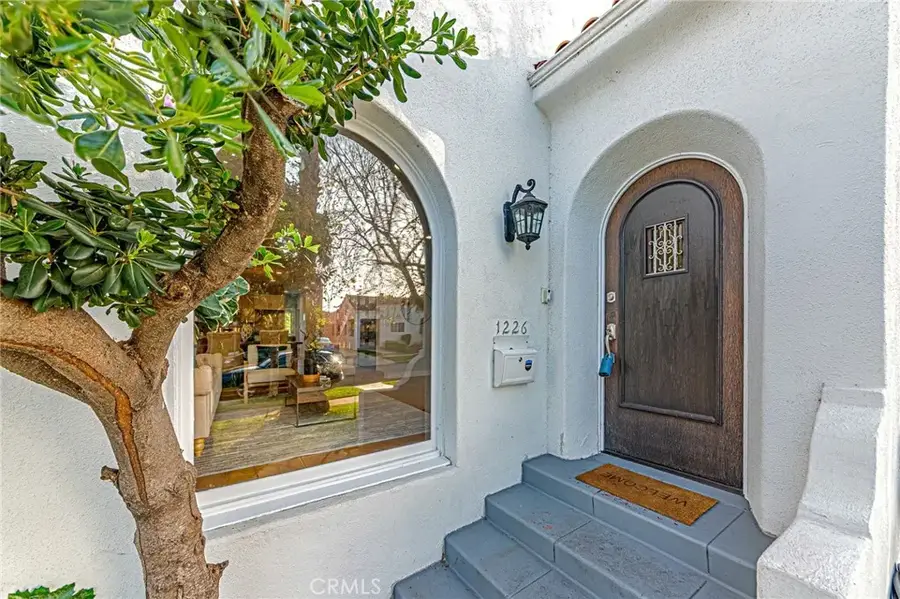1226 Meadowbrook Avenue, Los Angeles, CA 90019 - #3