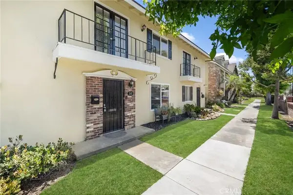 3342 Bradbury #10, Los Alamitos, CA 90720