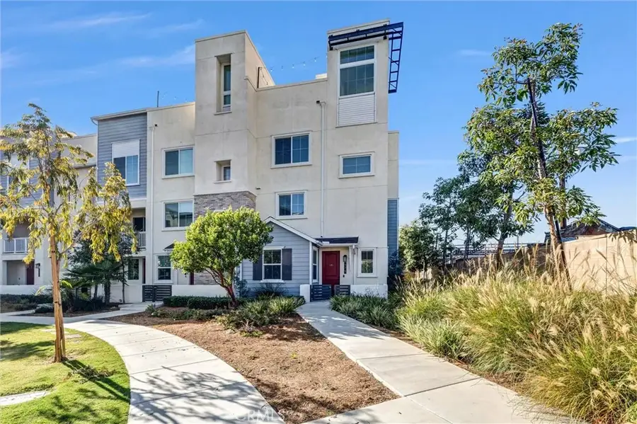 575 S Mosaic, Anaheim, CA 92805 - #2