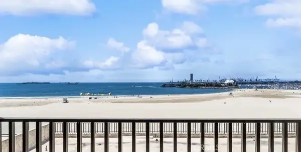 1140 E Ocean #228, Long Beach, CA 90802