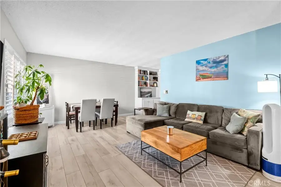 333 Junipero Avenue #1C, Long Beach, CA 90814 - #2