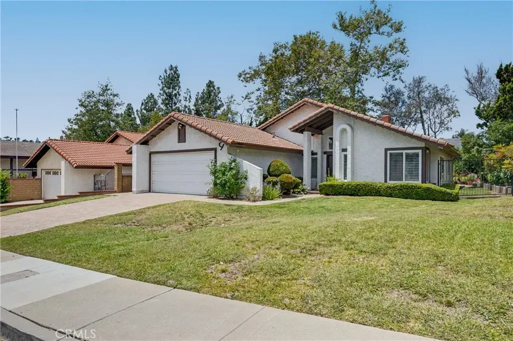 9 Old Wood, Pomona, CA 91766 - #1