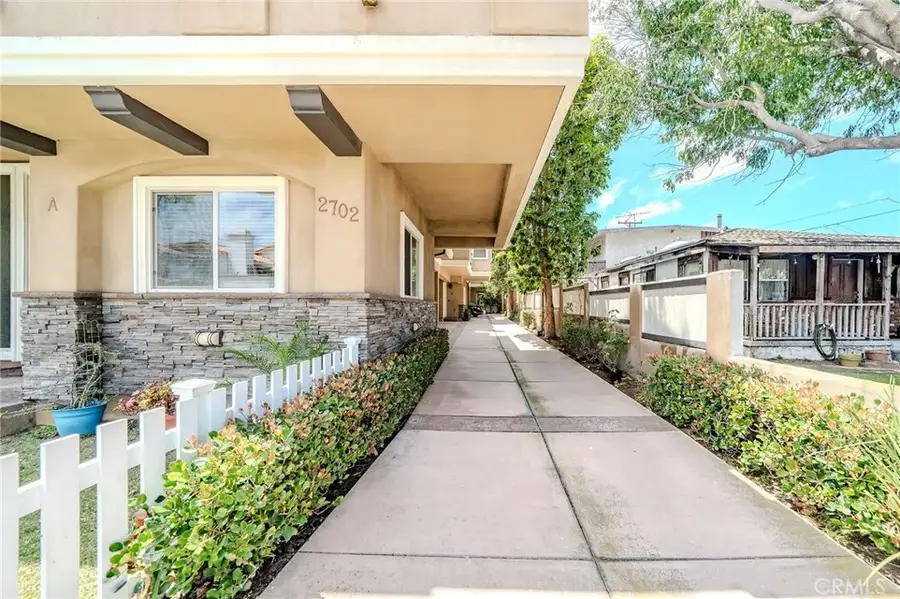 2702 Gates Avenue #A, Redondo Beach, CA 90278 - #3
