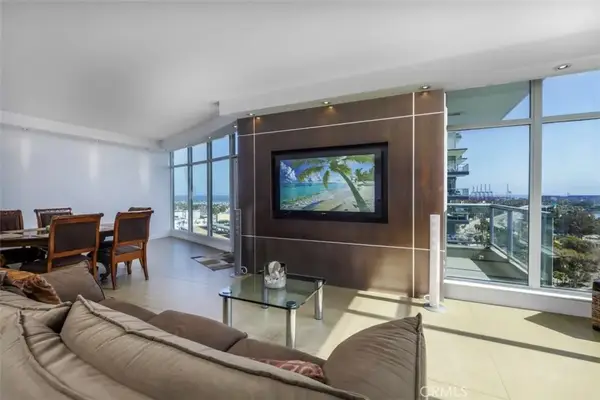 400 W Ocean Boulevard #1403, Long Beach, CA 90802