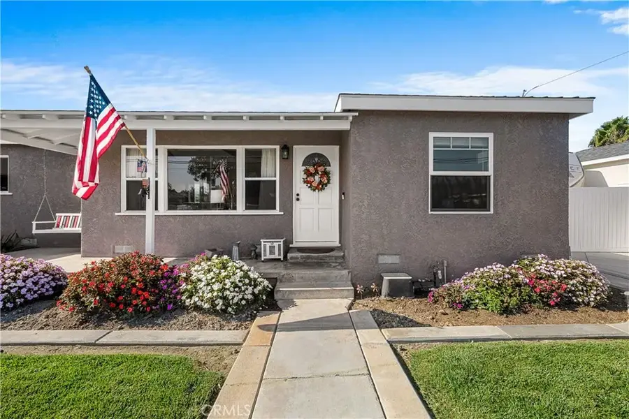 4582 Howard Avenue, Los Alamitos, CA 90720 - #3