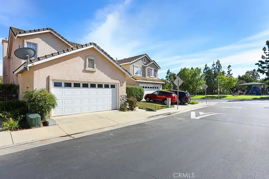 855 Blossomcreek, Corona, CA 92878 - #2