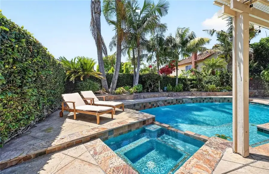 19281 Coralwood Lane, Huntington Beach, CA 92646 - #2