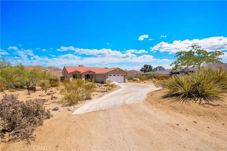 7381 Sunset Road, Joshua Tree, CA 92252 - #2