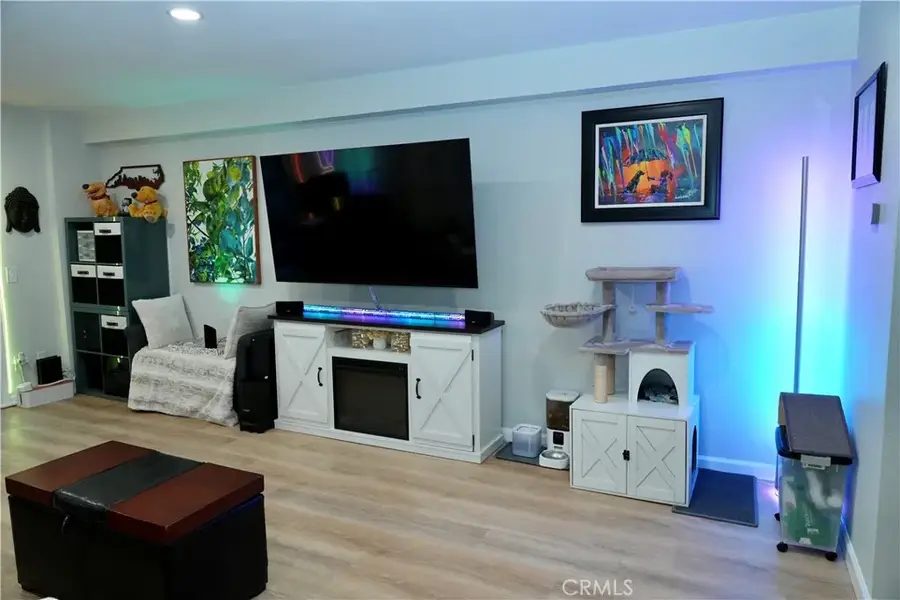 7101 Farralone #113, Canoga Park, CA 91303 - #3