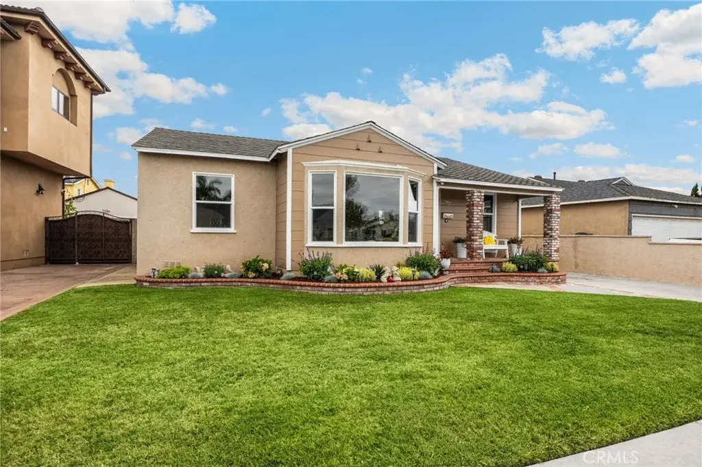 3926 Centralia, Lakewood, CA 90712 - #1