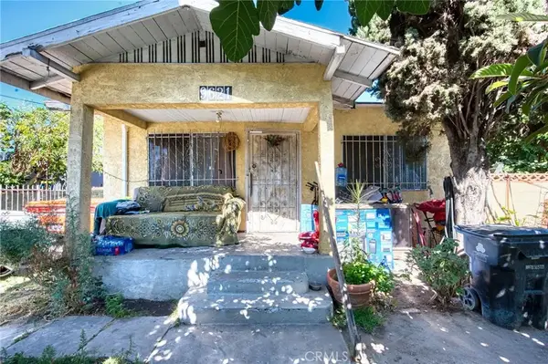 9621 Defiance Avenue, Los Angeles, CA 90002