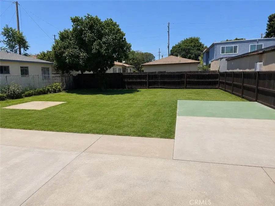 2345 W Cameron, Long Beach, CA 90810 - #2