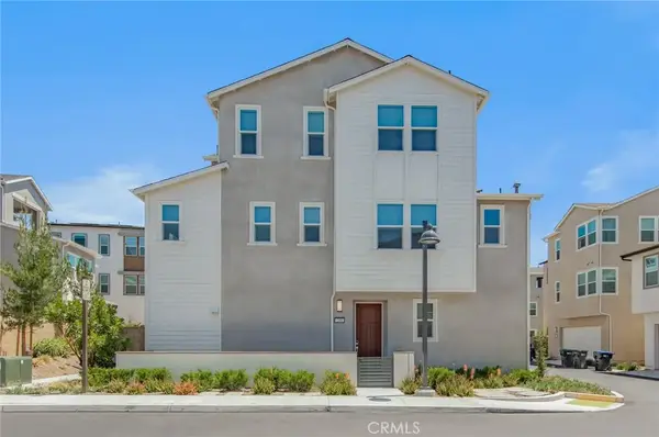 204 Yerba, Irvine, CA 92618