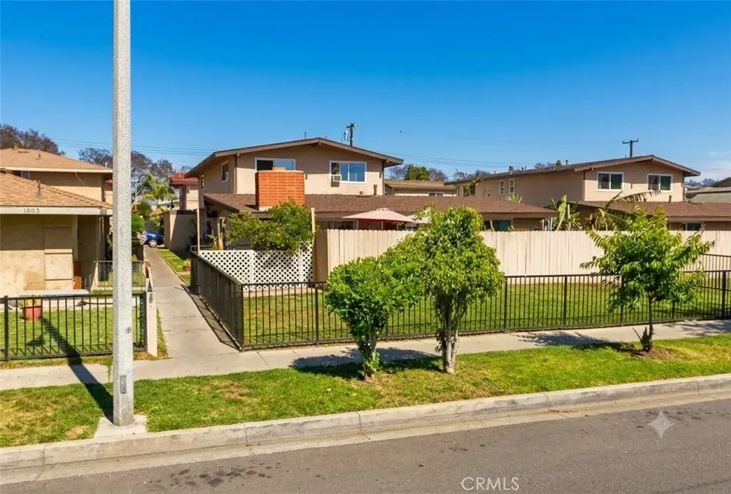 1609 Cedar, Santa Ana, CA 92707 - #1