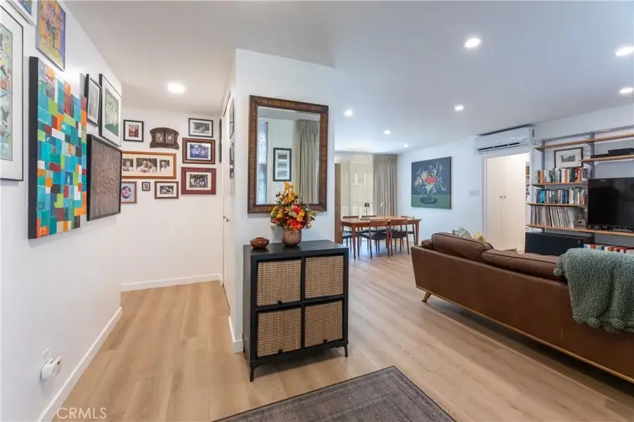 210 Grand #102, Long Beach, CA 90803 - #2