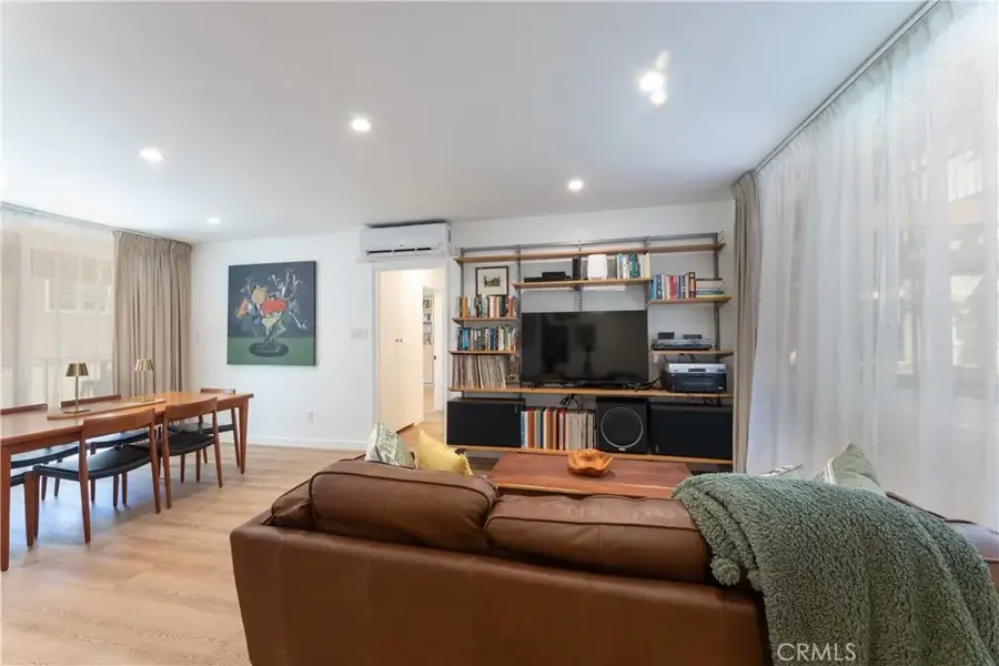 210 Grand #102, Long Beach, CA 90803 - #3
