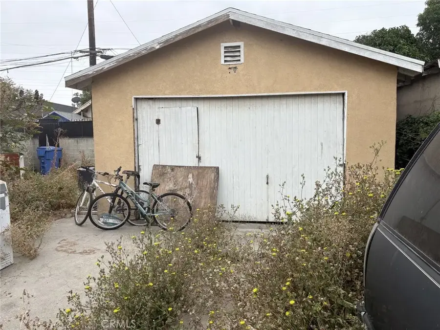 922 E 97th, Los Angeles, CA 90002 - #2