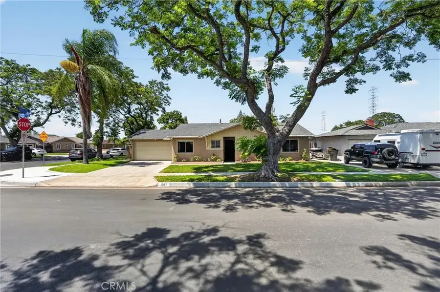 1587 W Kimberly Avenue, Anaheim, CA 92802 - #2