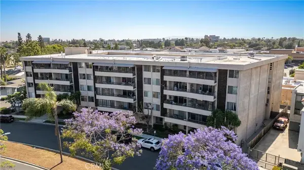 4505 California #402, Long Beach, CA 90807