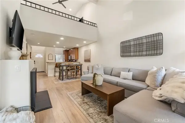 2960 Champion #710, Tustin, CA 92782