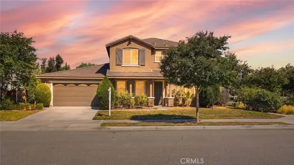28327 Serenity Falls Way, Menifee, CA 92585