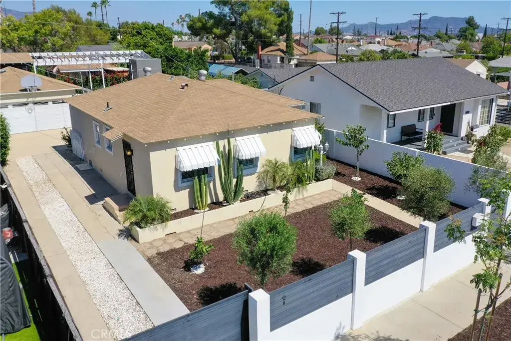 7408 Farmdale Ave, North Hollywood, CA 91605 - #1