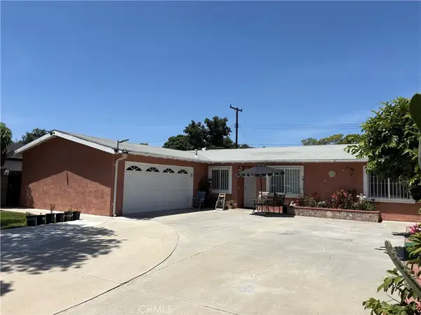 1622 S Pacific, Santa Ana, CA 92704