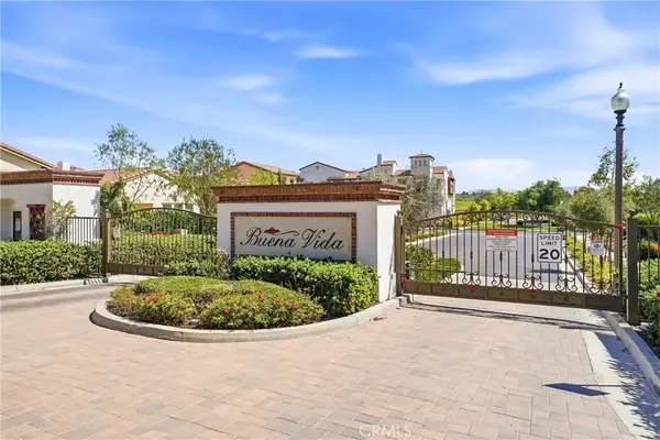 220 Buena Vida Drive #308, Brea, CA 92823