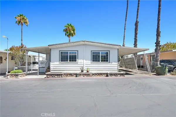 1455 S State St #17, Hemet, CA 92543