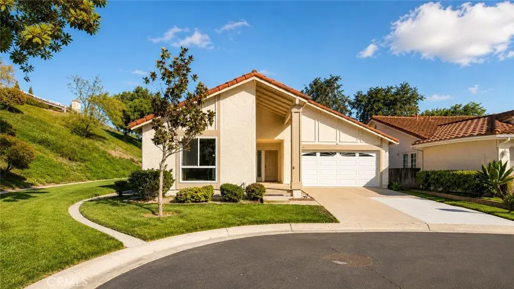 27706 Calle Valdes, Mission Viejo, CA 92692 - #1